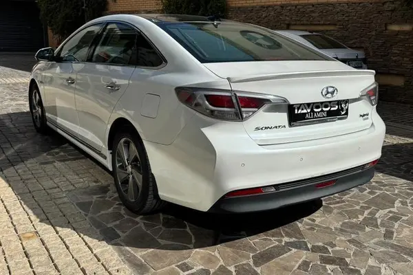 هیوندای، سوناتا هیبرید