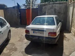 پراید، صندوق دار