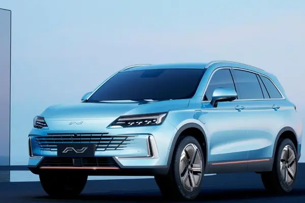 اسکای ول، نبکا هیبرید (HTi)