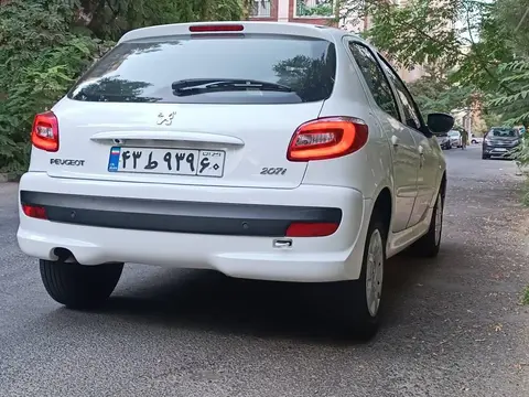 پژو، 207
