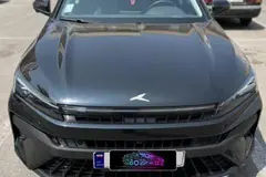 کی ام سی، J7