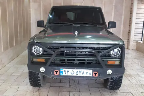 نیسان، پاترول چهار در