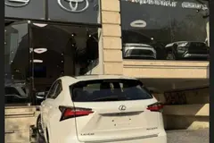 لکسوس، NX