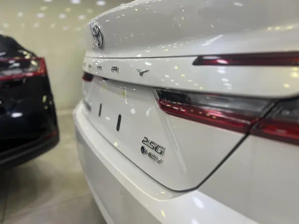 تویوتا، کمری هیبرید