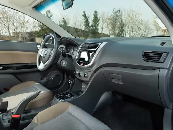 پیش فروش کی ام سی، ایگل