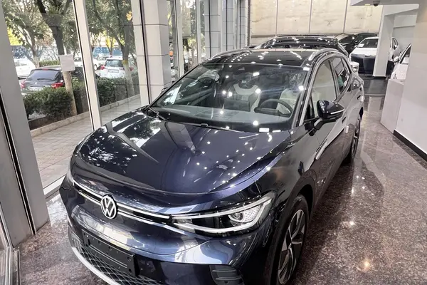 پیش فروش فولکس، ID.4 Crozz