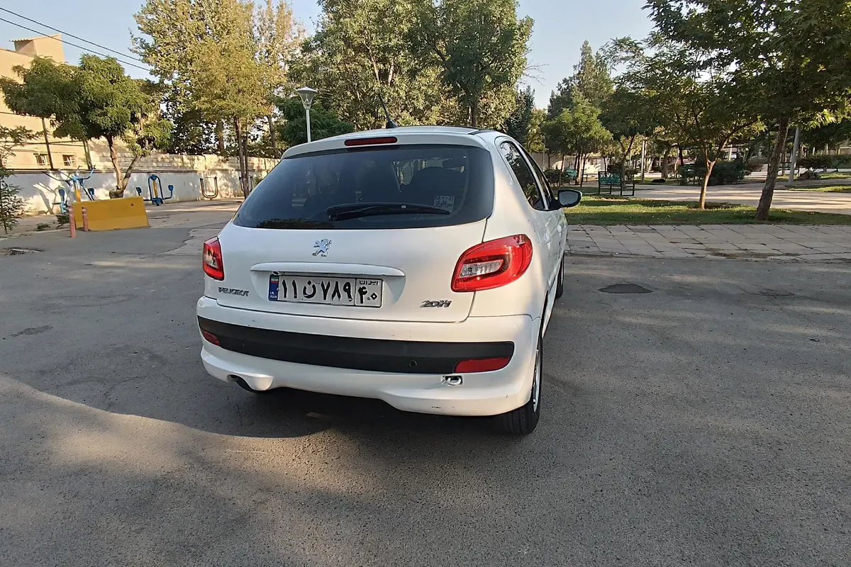 پژو  207