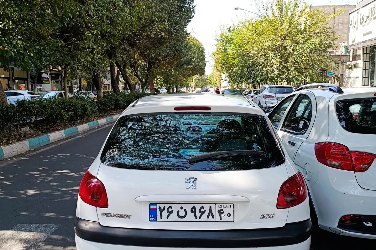 پژو،  206