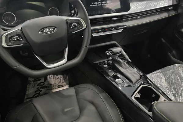 ام وی ام، X33 کراس