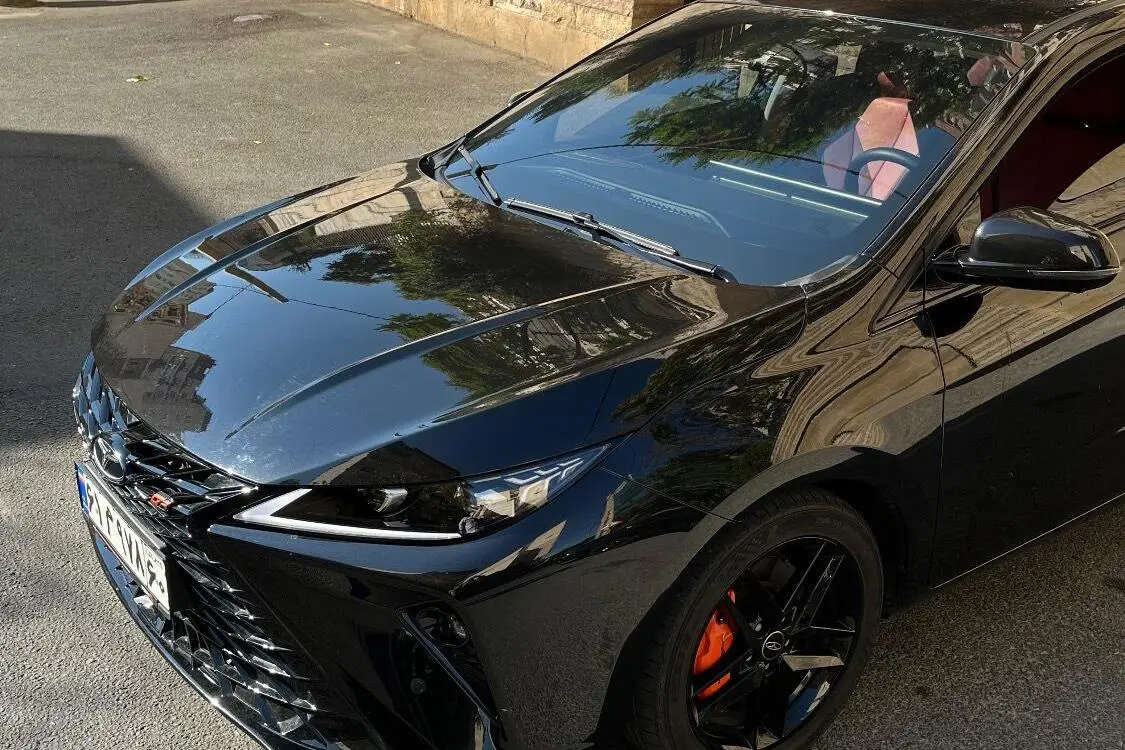 فونیکس،  آریزو 6 جی تی (Z6 GT)