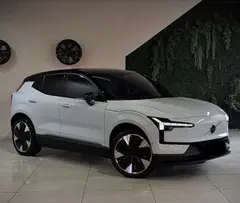 ولوو، EX30