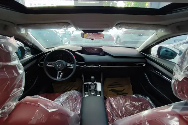 مزدا، 3 وارداتی