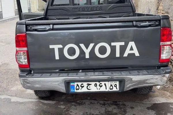 تویوتا، هایلوکس دو کابین