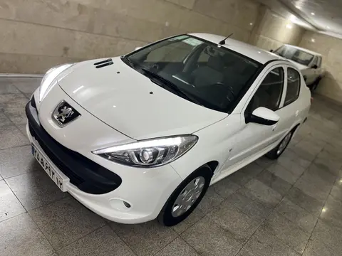 پژو، 207 صندوقدار