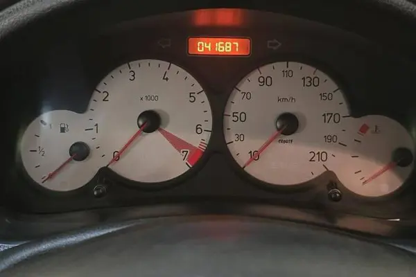 پژو  206