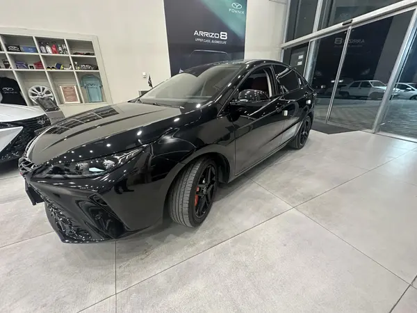 فونیکس، آریزو 6 جی تی (Z6 GT)