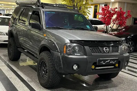 نیسان، رونیز