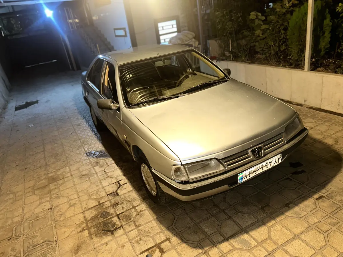 پژو،  405