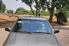 پراید، صندوق دار