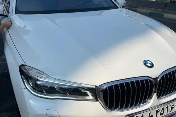 ب ام و  سری 7