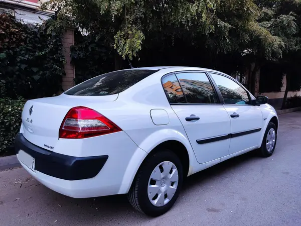 رنو، مگان (مونتاژ)