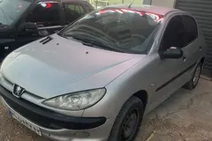 پژو، 206