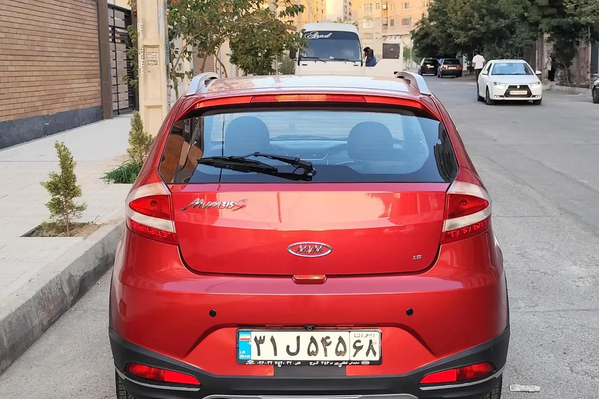 ام وی ام،  315هاچ بک
