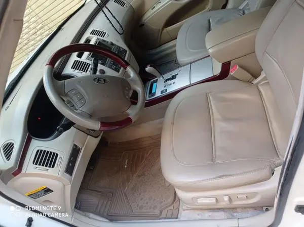 هیوندای، آزرا (گرنجور)