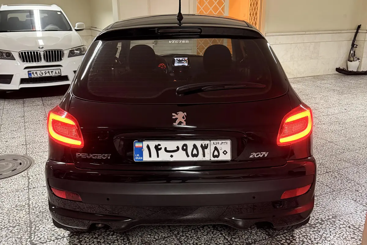 پژو  207