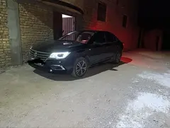 ام جی، 5