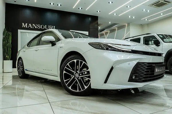 تویوتا، کمری هیبرید