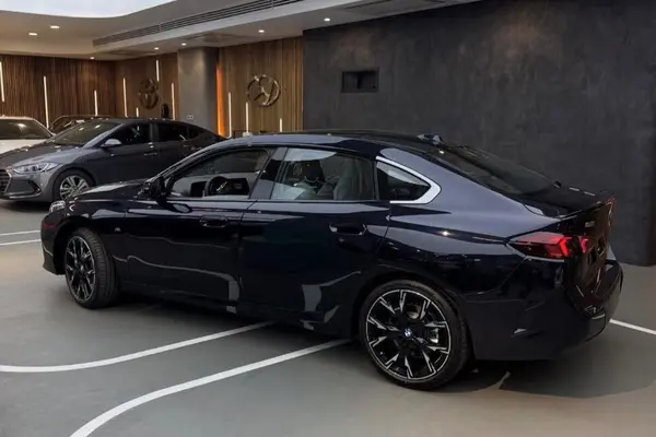 پیش فروش ب ام و، سری 2 گرن کوپه