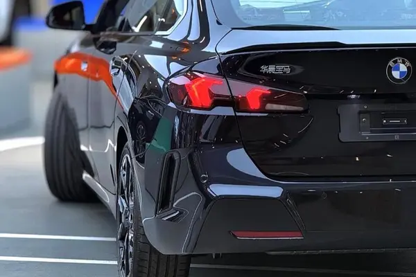 پیش فروش ب ام و، سری 2 گرن کوپه