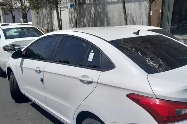 ام وی ام  آریزو 5ev
