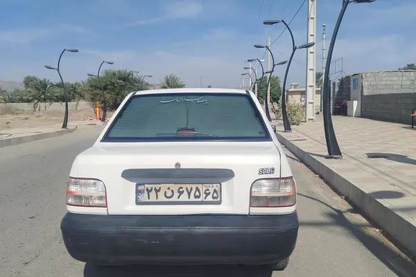 پراید، صندوق دار