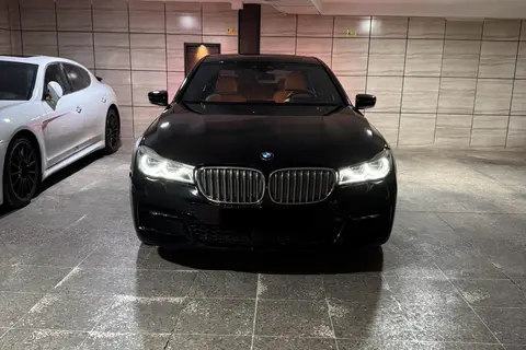 ب ام و، سری 7