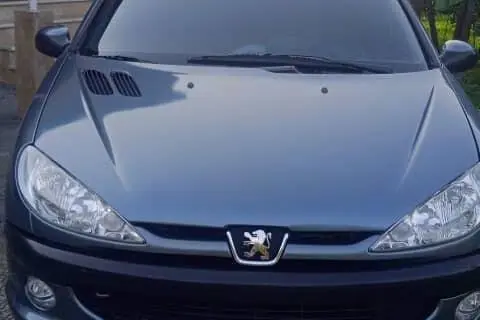 پژو  206 SD