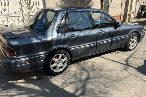 میتسوبیشی، گالانت