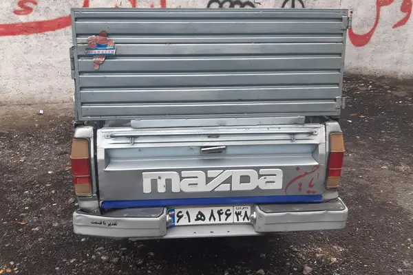 مزدا، وانت تک‌کابين