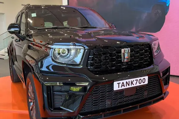 تانک  700