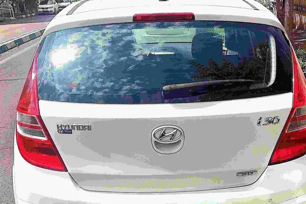 هیوندای  i30