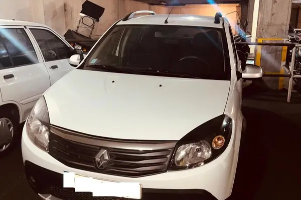 رنو، ساندرو استپ وی