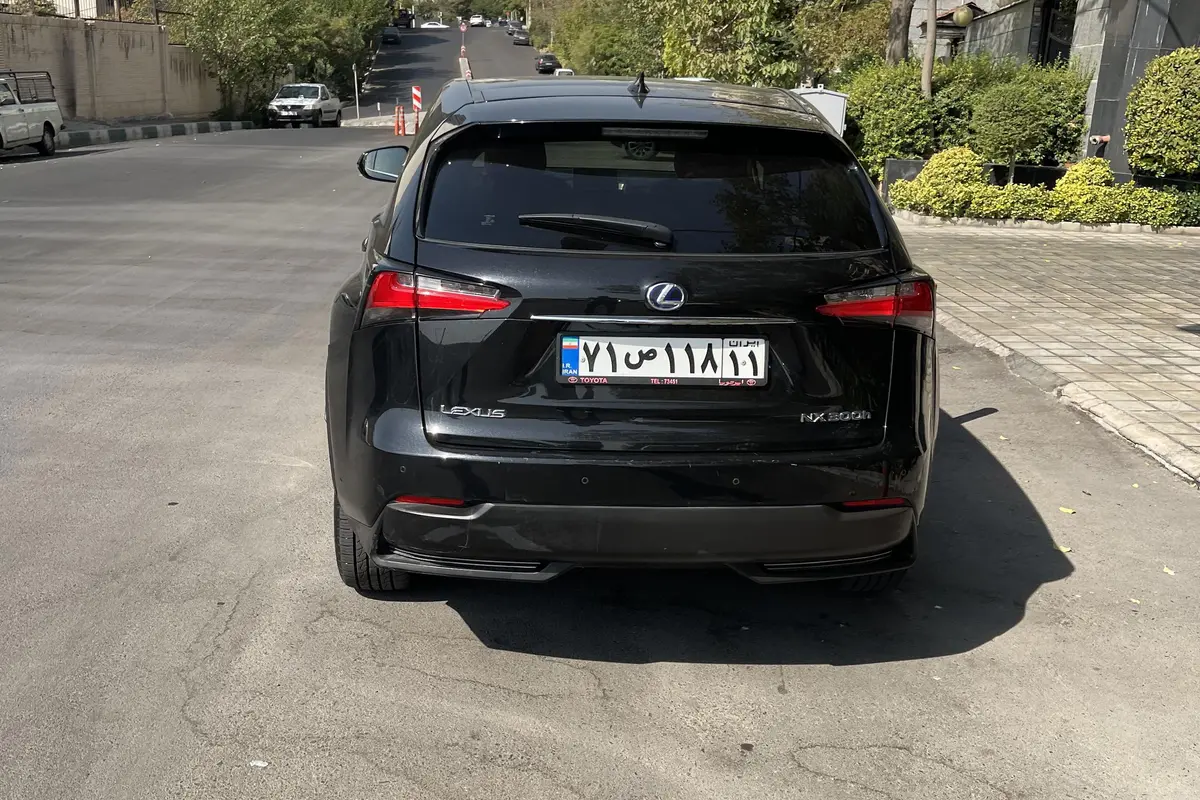 لکسوس،  NX هیبرید