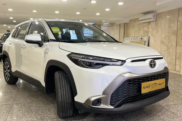 تویوتا، فرانت لندر هیبرید