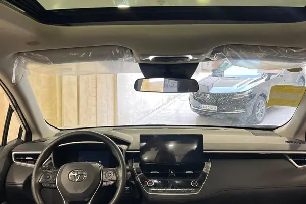 تویوتا، فرانت لندر هیبرید