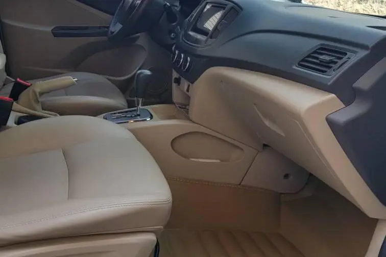 ام وی ام،  550