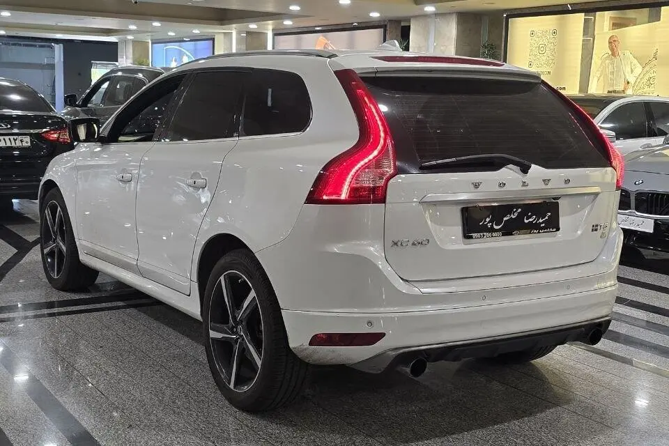 ولوو  XC60