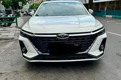 فونیکس، آریزو 8 (Z8)