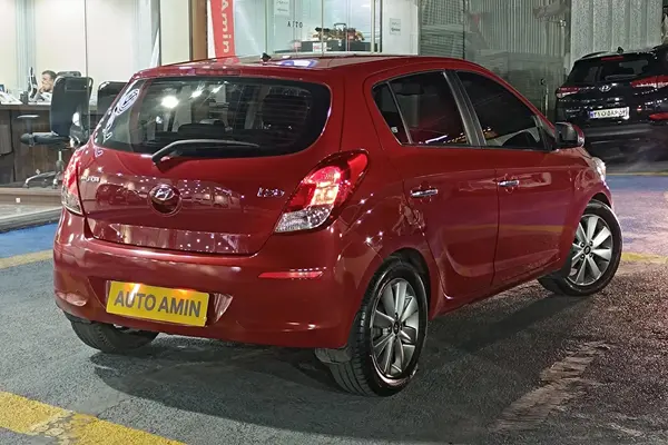 هیوندای، i20