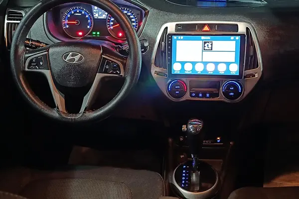 هیوندای، i20